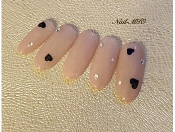 ハートデザインネイル