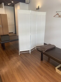からだととのうラボ 六本松店/パーテーション設置
