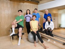 オーサムピラティス(AWESOME PILATES)の雰囲気（当スタジオでは老若男女どなたでも歓迎です）
