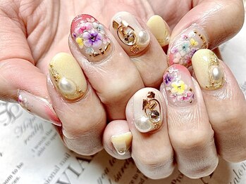 ラヴィアスプラス(LAVIAS+)/