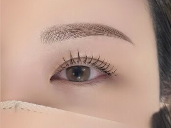 アンフルール ラルム 池袋店(Une fleur LARME)の写真/理想的な美人顔へ導く◎ご希望にぴったり寄り添う似合わせ美眉アイブロウデザインをご提案♪更に美人顔へ＊