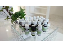 アンジュール アロマデュアペザン(un jour arome du apaisant)の雰囲気（プラナロム、フロリハナの精油を使用しております）