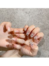 ラズリー(Lazliy)/ダルメシアンネイル