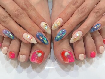 エストネイル 半田店(est nail)の写真/カラーやパーツを種類豊富に取り揃えているから、アナタの気分に合わせてデザインの変更も可能!!