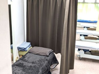 もみの樹/ドライヘッドスパ