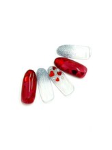 コルン/ハートホロネイル