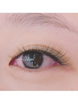 アイラッシュサロン ブラン イオン上越店(Eyelash Salon Blanc)/【4D】ボリューム調整