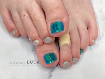 ネイルアトリエルカ(nail atelier LUCA)/W-867 大人可愛いブルー氷ネイル