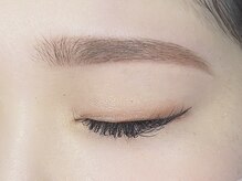 スワローネイルアイ(swallow nail eye)