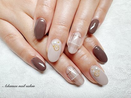 アダマス(Adamas)の写真