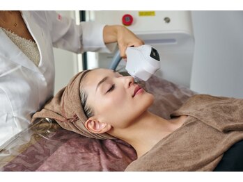 シンゲツ(SHINGETSU)/光フェイシャルで本格シミケア★