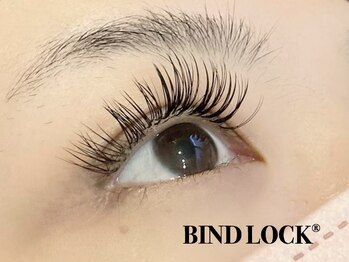 アイラッシュアンドネイル専門店 クラル(CURAR)/＆healthyバインドロック