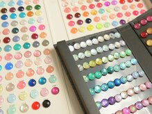 沢山のお色をご用意しております。