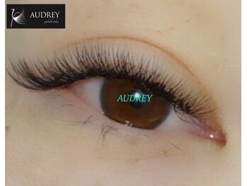 オードリー(AUDREY)/☆MEDIUMコース☆