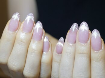 マイネイル(M.nail)の写真/大人女性向けこだわりサロン☆シンプルからデザインまで、自爪の傷み最小限で長持ち♪