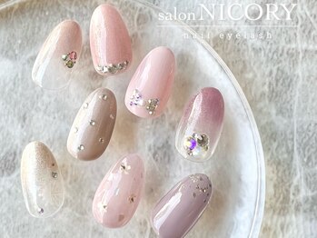ニコリー 武庫之荘店(NICORY)の写真/【大人女性に人気の上品ネイル♪】シンプルだけどトレンドを取り入れたデザインで、どこからも輝く指先に☆