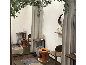 ミニョン(Mignon)/3席ご用意してます