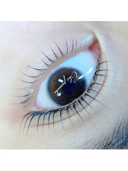 シークパナッシュ(Chic panache)/シンプリフィラッシュリフト