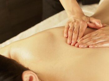 リラクゼーションサロン la lumiere 緑店はなれ 【リンパマッサージ・肩こり】の写真/【お悩みや体調に合わせてアロマブレンド★】心と体を深く癒す特別なリフレッシュタイムを♪