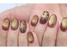 アーク(Ark)/アニマル柄ネイル★担当吉田