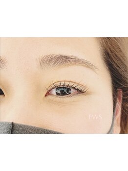 ナチュラル上品な目元にしたい