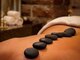 サロン ド ココ(salon de COCO)の写真/厳選したアロマで深いリラックスを。リンパを流しデトックスもサポート。心身ともに軽やかな状態へ導きます