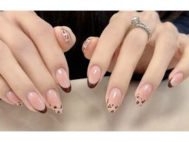 ヒョウ柄ネイル