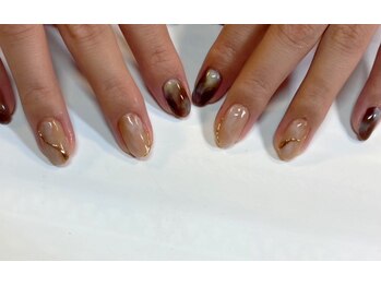 ノンブリック 楽々園店(Nomblic)/ニュアンス＋ミラーネイル