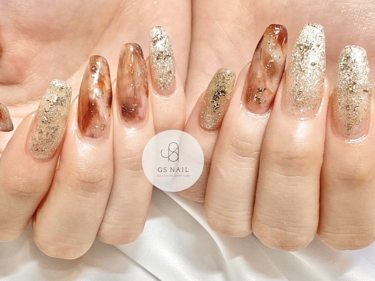 2025年秋トレンド】プラチナマグのネイルデザイン集｜人気順