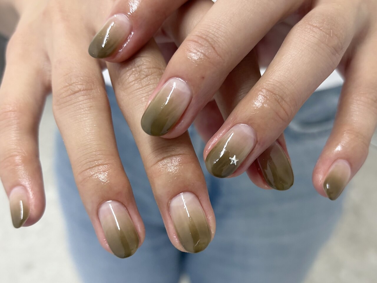 ［45］ネイルチップ マグネットネイル グリーン 秋 冬 シンプル 大人ネイル 45］ネイルチップ マグネットネイル グリーン 秋 冬 シンプル 大人