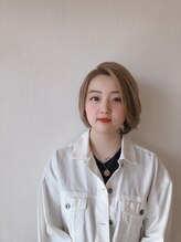 プルラヴィ みやき町三根店(PulRavi) 篠原 朋佳