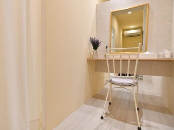 ノーヴ 京都(nowe)/清潔感漂う個室空間