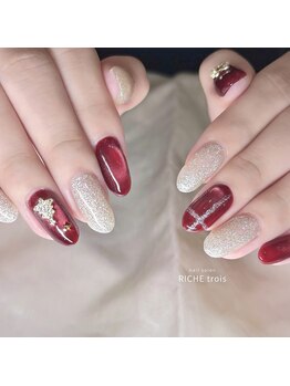 リッシュ トロワ(RICHE trois)/ホリデーネイル