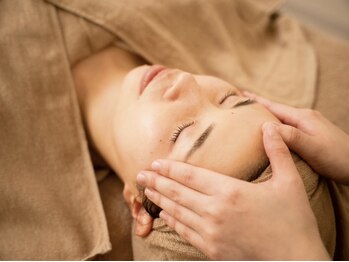 オージン スパ(OJIN SPA)の写真/【次世代ピーリング★ララピール】剥がさず満たす新発想ケア。内側から輝くような理想の水光肌へ導きます◇
