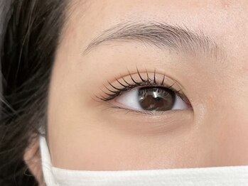 リアン(LieN)の写真/【モチの良さに定評あり】驚異の持続性で目ヂカラアップ！自然な華やかさをプラスして、メイク時間も短縮♪
