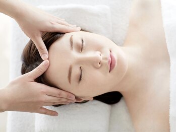 ザ グレース(THE GRACE)の写真/【極上の休息】炭酸クレンジング×体質別オイルで深部から解れる。完全個室で眠りに落ちる贅沢スパ体験
