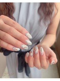 ブルーグレー&レッドニュアンス