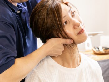 カグラビト(KaGu楽人)/スマホ首 解消!