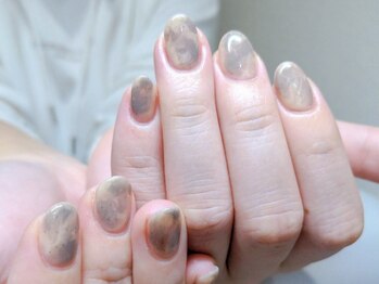 アンドローブ 銀座店(&robe)/カフェネイル