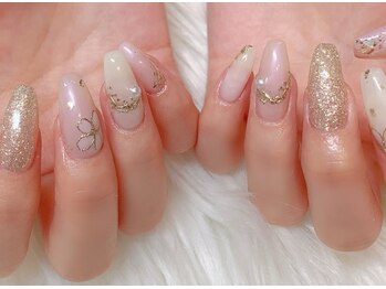 ネイルアンドアイラッシュスタジオ シュシュ(chouchou)/春ネイル・花柄・ミラー