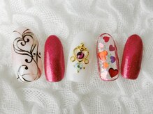 ネイリシャス(NAILICIOUS)/ハートモチーフがキュート！