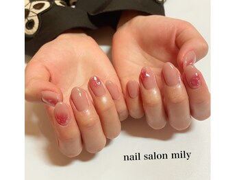 ほわっとチークーネイル