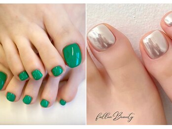 アイ アンド ネイル(Eye＆Nail Day)の写真/フットネイルの季節到来！ワンカラーから定額デザインまで、足元からおしゃれを楽しむ大人女子へ♪