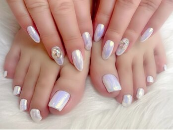 ビューティーライン 本厚木店(BEAUTY LINE)の写真/足元を可愛く魅せるARTがいっぱい♪高技術＆ARTの再現性＆モチの良さに満足度◎フットバス＆自慢のケア込！
