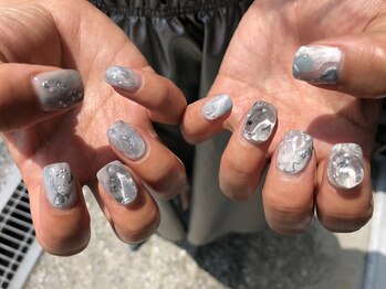 ピピランチェ(PIPIRANCHE)/ニュアンスネイル