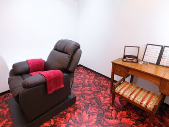 プルメリア(PLUMERIA)/リクライニングチェアでゆったり