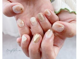 ～ゴールドニュアンスネイル～