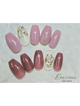 シンプル系（オフィス・日常）が得意