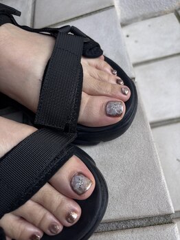 ハンド ケイ(Hand K)/秋を意識したフットネイル