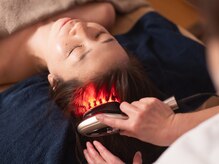 悩める大人女子のためのヘッドスパ。アロマと機器で育毛を促進。